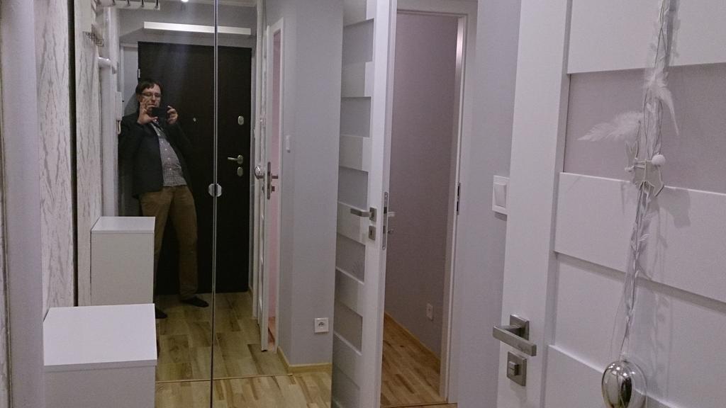 1 Bedroom City Center Apartment كاتوفيتسه الغرفة الصورة